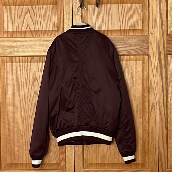 NWOT American Eagle XS Junior Girls maroon silky feeling zip up jacket. - Picture 2 of 7